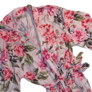 Show me your mumu all white robe pink roses one/s